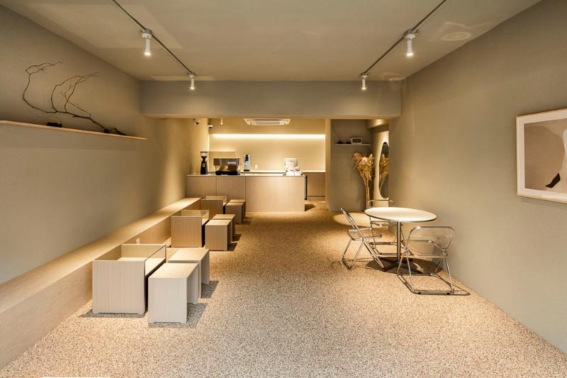 首尔 18 平现代风咖啡厅，小空间大创意-3