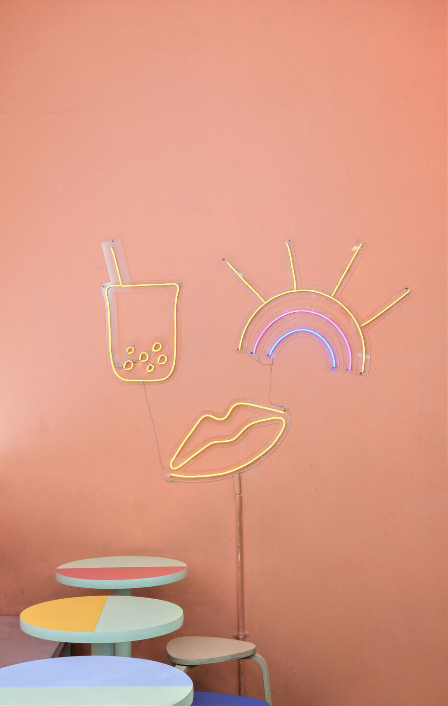 色彩斑斓的印尼 Boba Zilla 咖啡馆-12