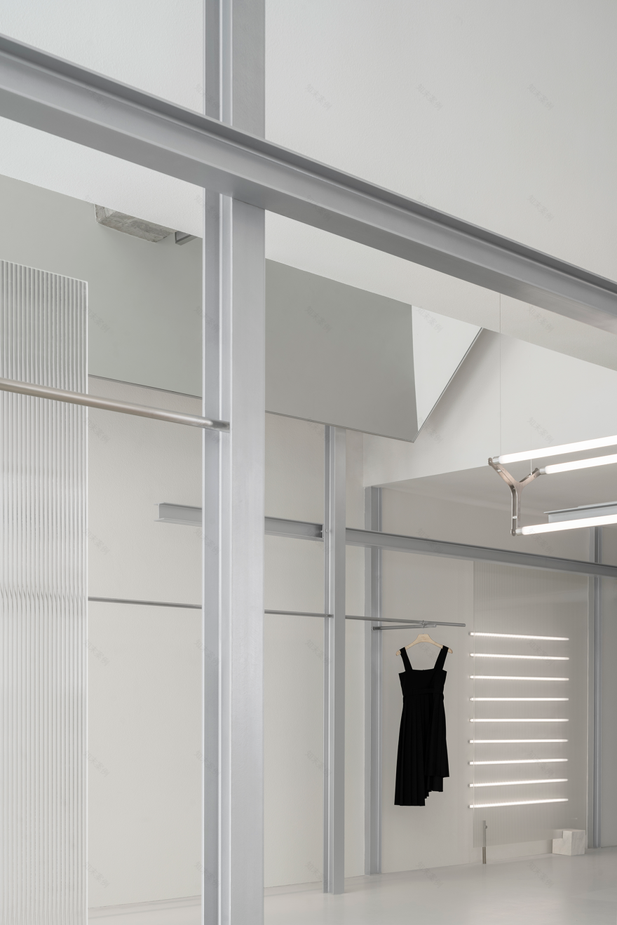 YEARLY PLAN 服装概念店丨中国深圳丨PENG PARTNERS,鹏和朋友们设计事务所-30