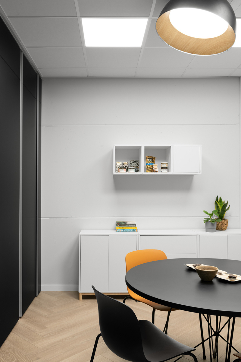 以色列石磨合作社办公室-21