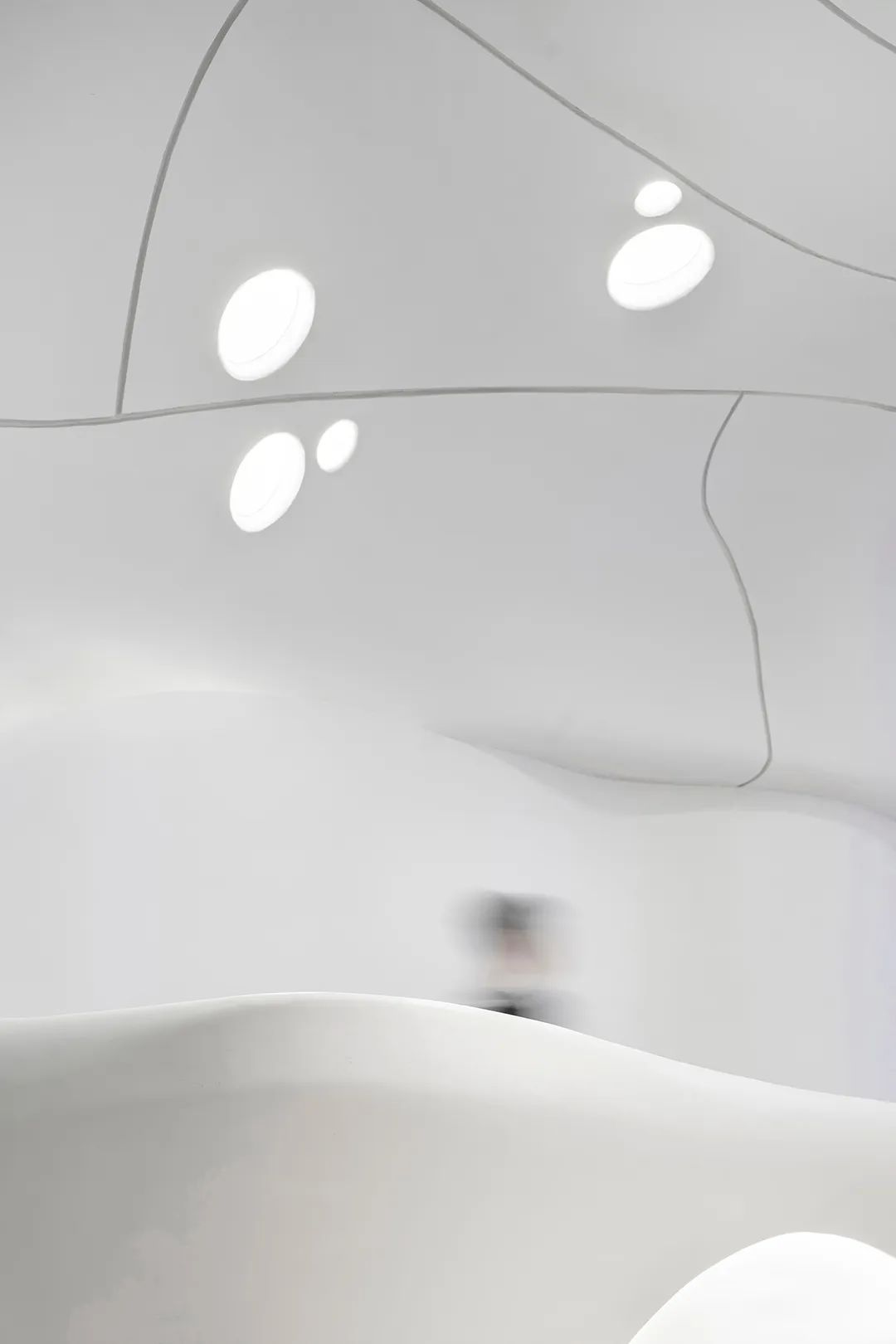 深圳榕江云玺营销中心 | 洞穴设计融入自然之美-31