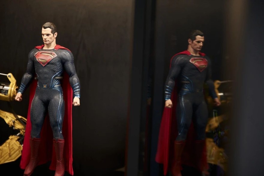 力设计 新作丨手办一面墙 江边一套房-38