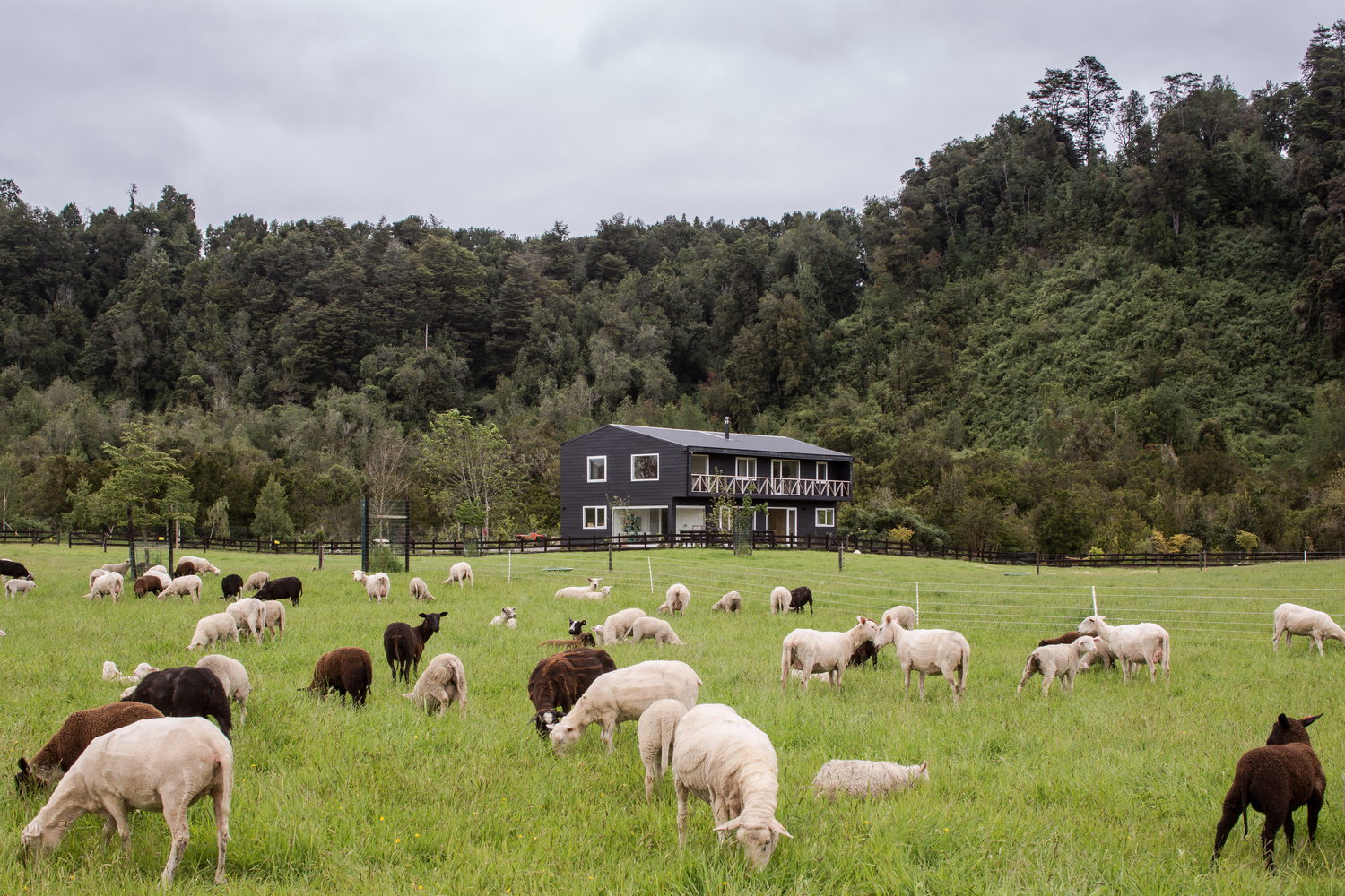 智利海滨环保别墅 | 巧妙利用气候优势，营造舒适居住环境-25