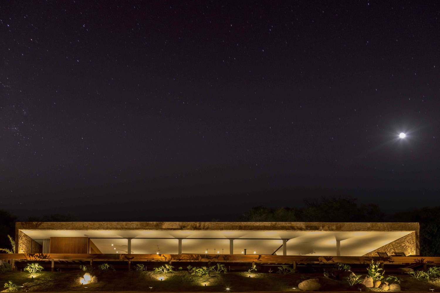 巴西米纳斯吉拉斯山脉中的“石之家”-76