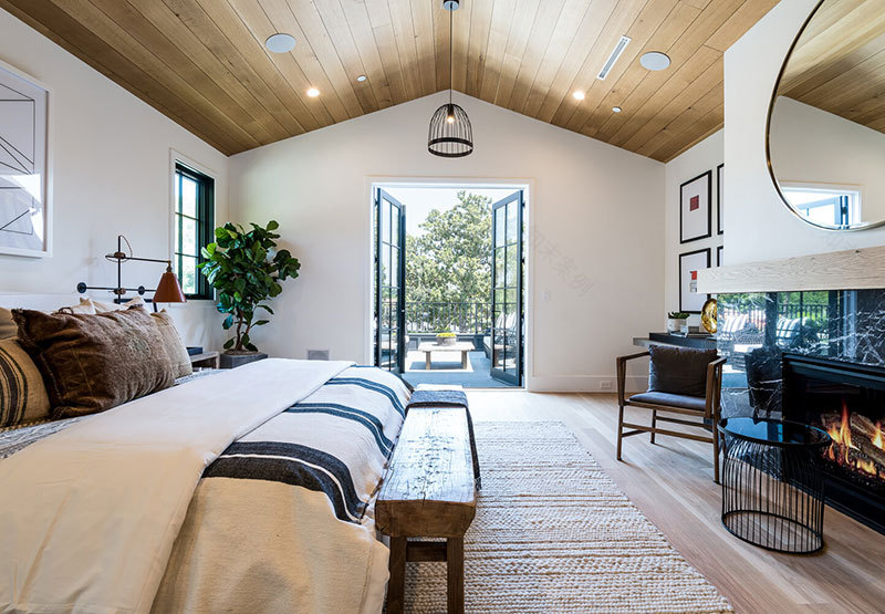 加州温馨黑白家居-16