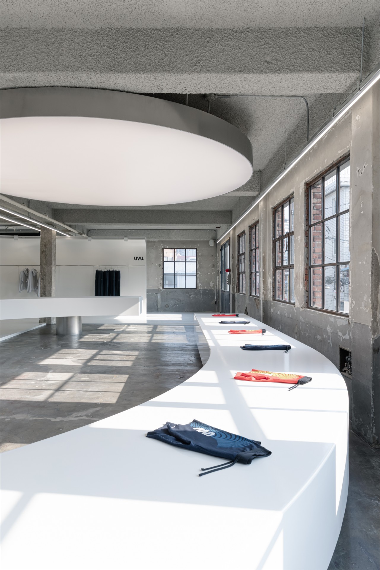 UVU新旗舰店丨韩国首尔丨two  fold-12