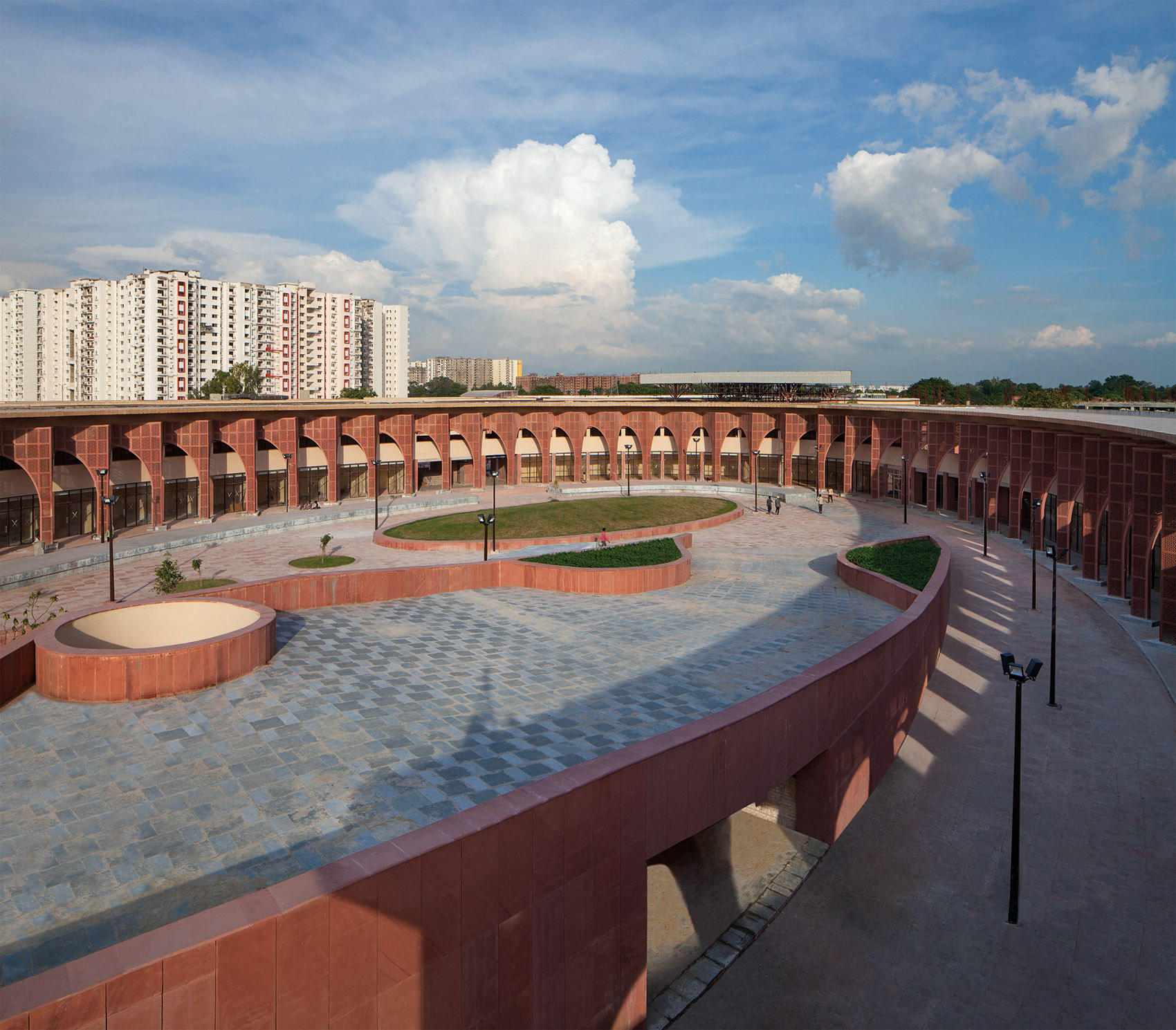 印度红拱螺旋城市市集-Avadh Shilpgram / Archohm Consults-47