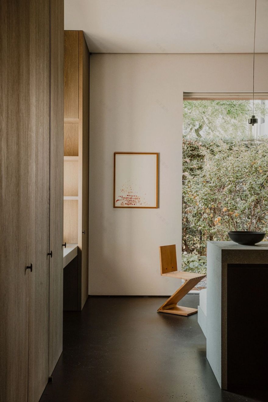 比利时极简的高阶逻辑 Nicolas Schuybroek_20260223-17