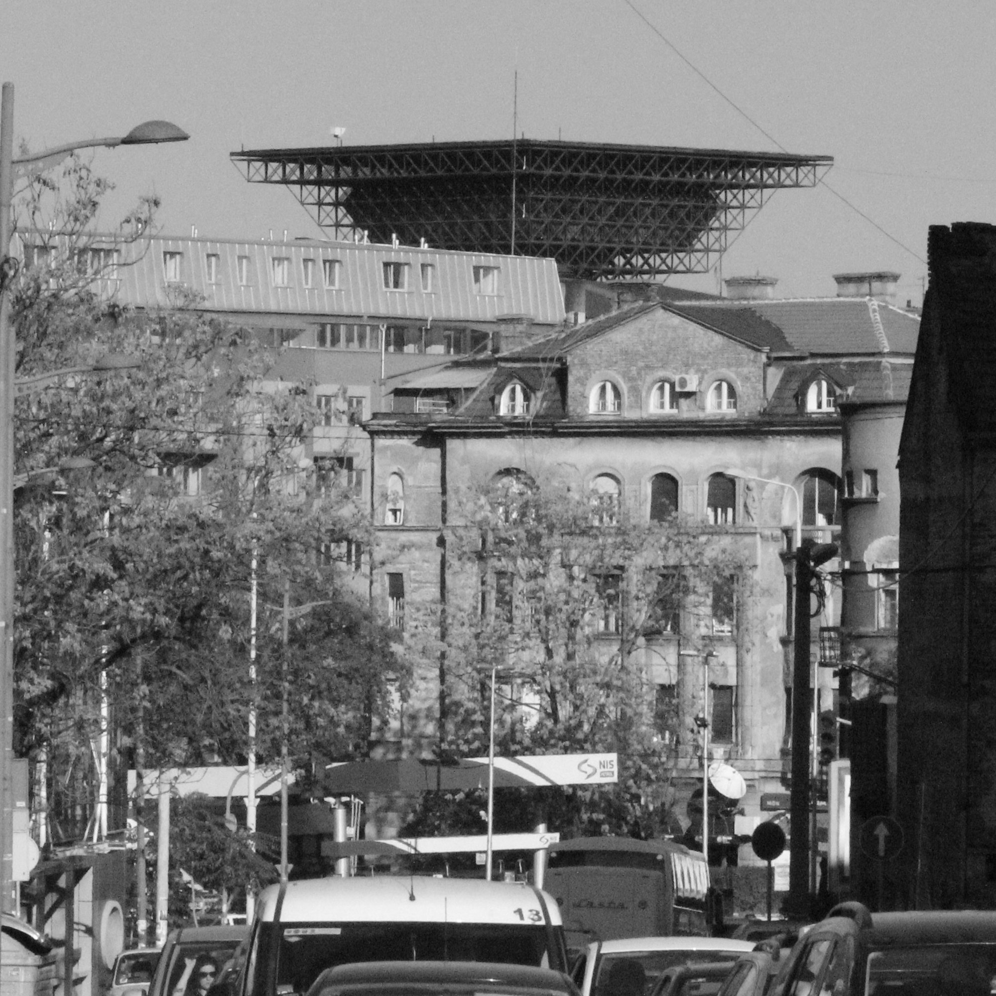 未来主义警局 | 科技与美学的完美结合-12