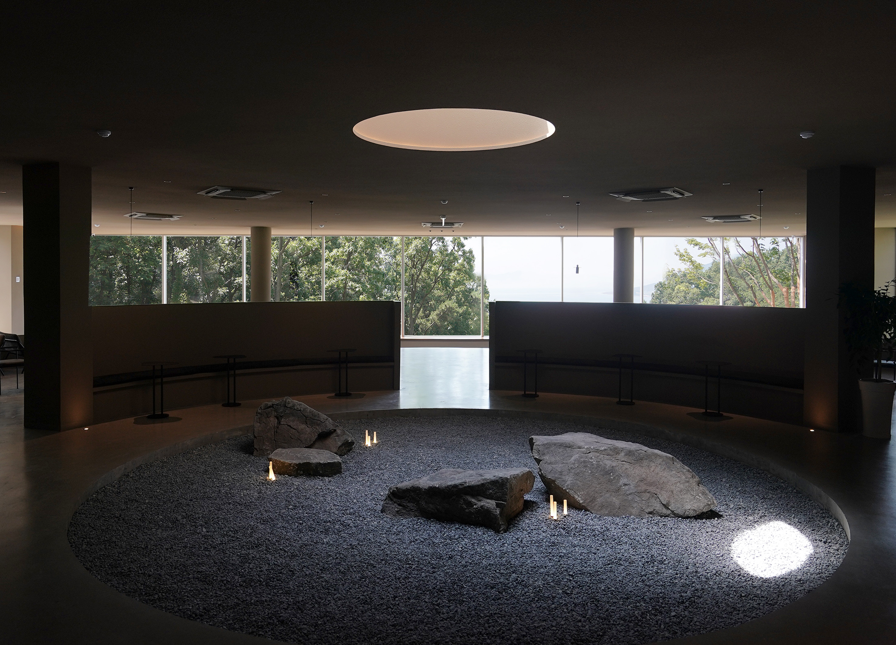 OUTPOST极简主义咖啡厅丨韩国丨space design A.LIVE-4