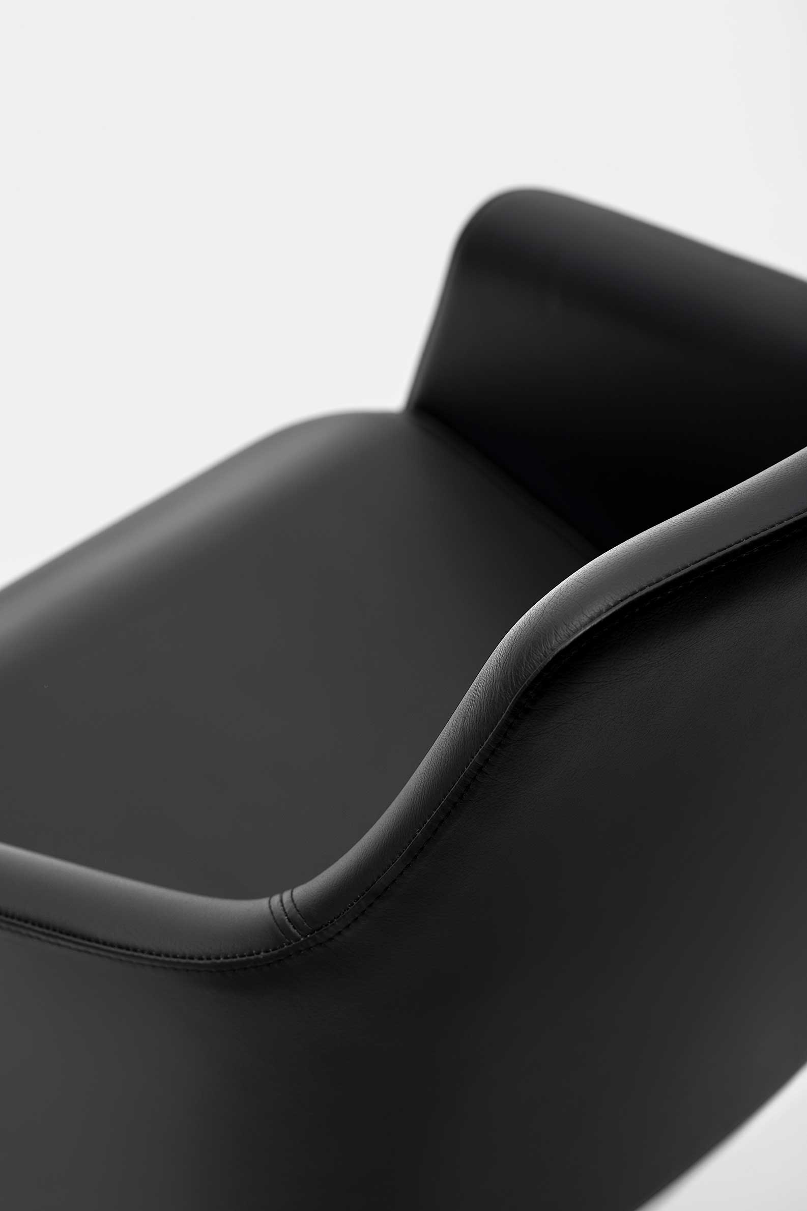 Toto · Gabbertas Studio 多功能椅设计项目丨英国丨Toto,Boss Design-11