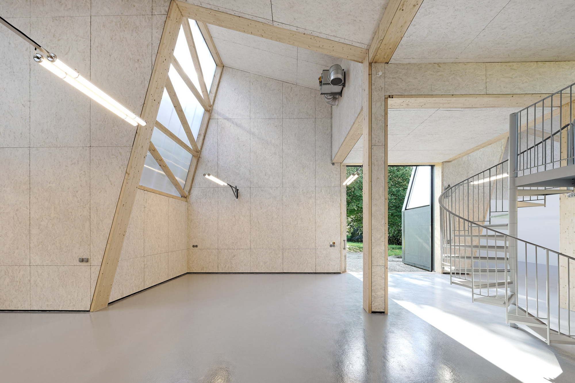 The Good, the Bad and the Ugly Artist's Studio / Didier Fiúza Faustino-54