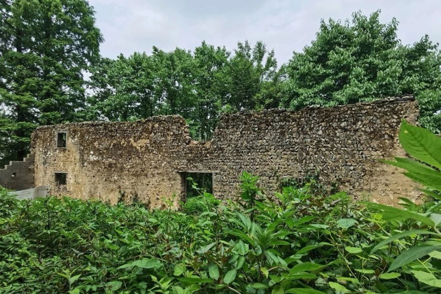 莫干山大白熊国际营地丨中国浙江丨咫间设计-34