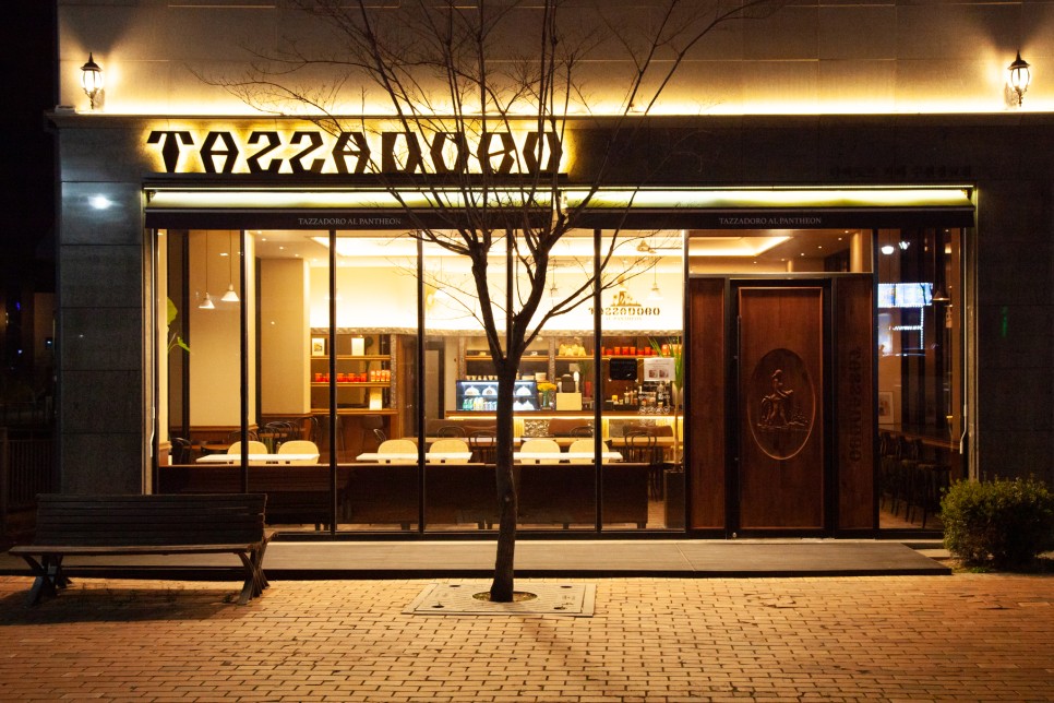 40 平现代艺术咖啡厅，诠释精致空间美学-2