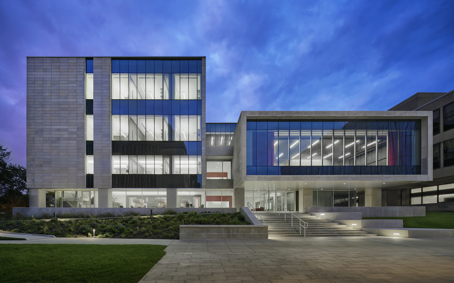 芝加哥大学物理研究中心-48