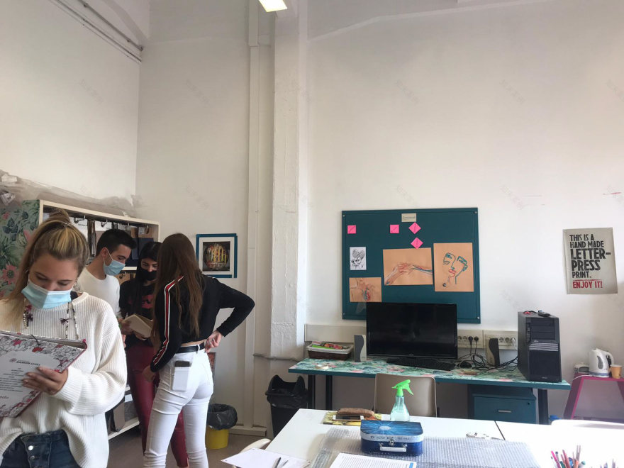 “Color Lab”空间改造丨学生团队-6