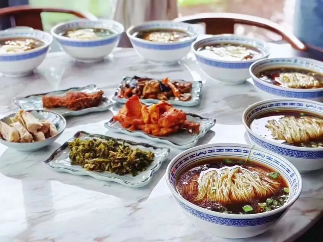 让工业遗存“活”起来，万三酒庄的“诗与远方”-66