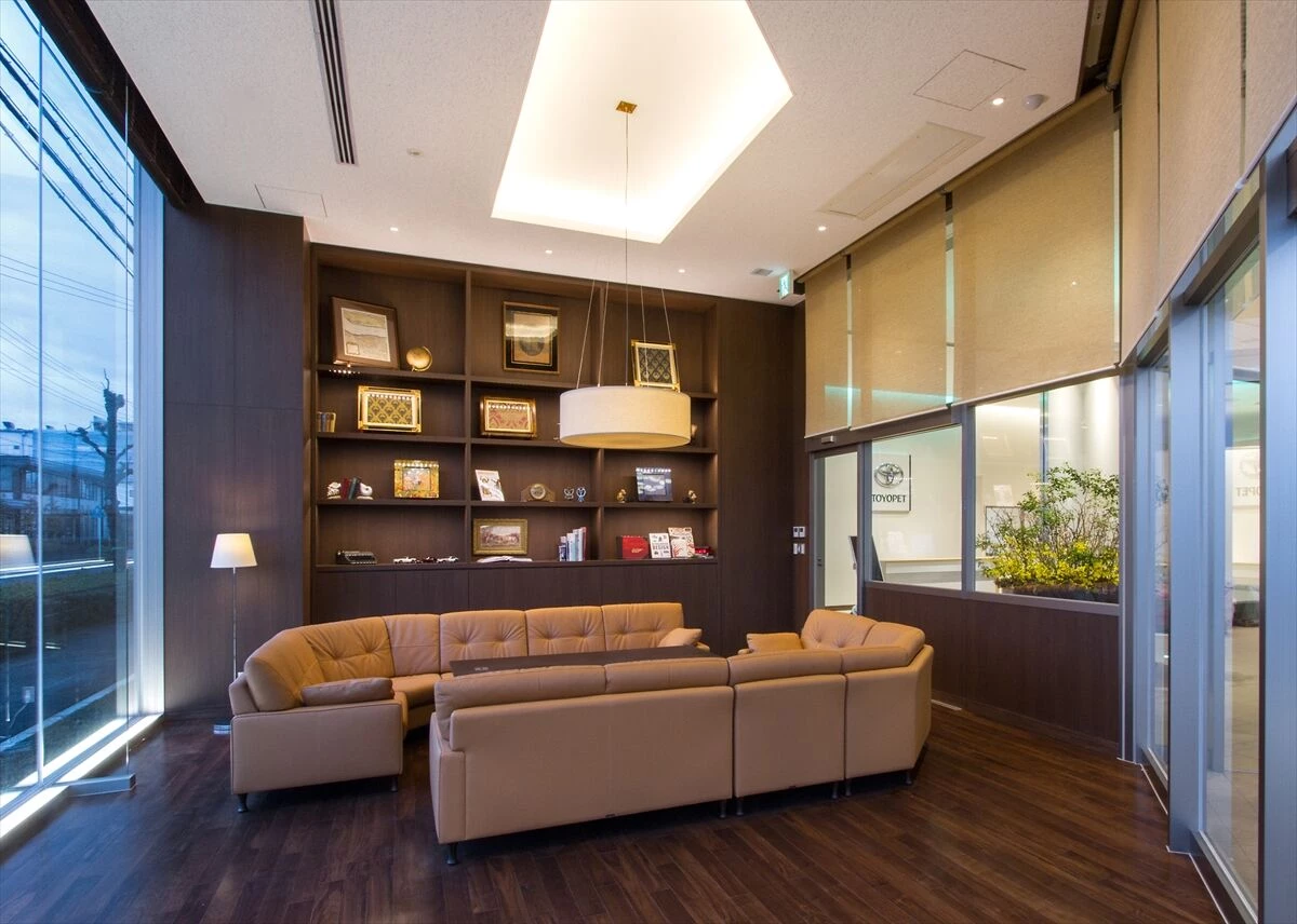 Nagoya TOYOPET Miyoshi Showroom-13