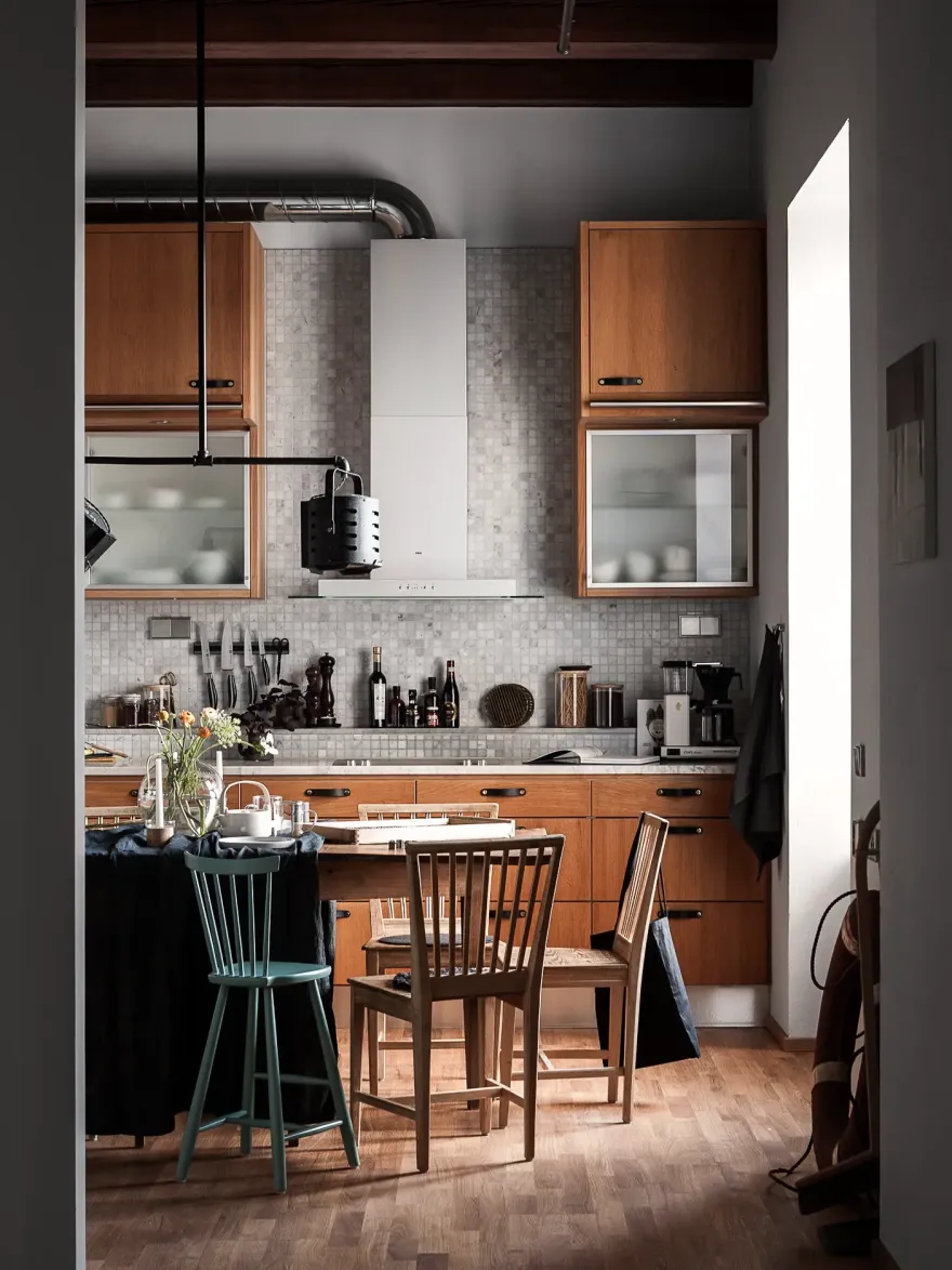 斯德哥尔摩旧厂改造 | 复古公寓的完美演绎-3