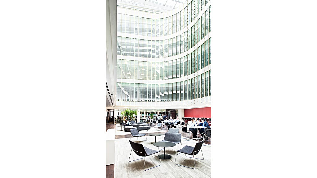 伦敦金融中心标准银行总部-4