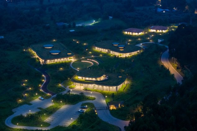 The Ellen DeGeneres Campus of the Dian Fossey Gorilla Fund | MASS Design Group-100