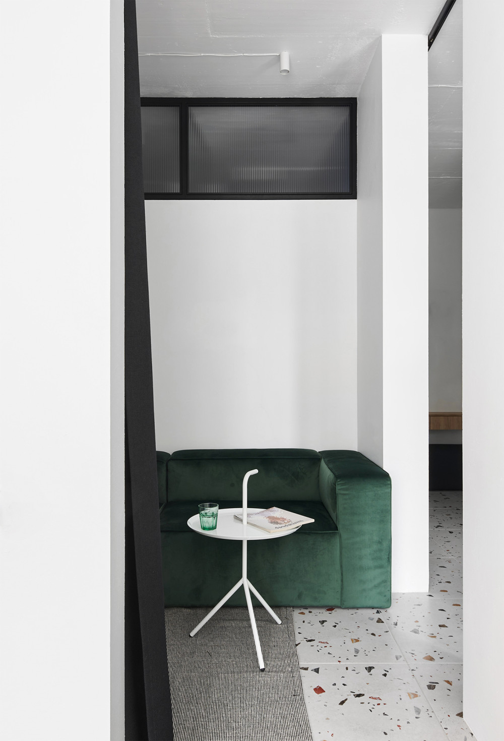 47 平米简约美观公寓设计丨俄罗斯加里宁格勒丨Line Design Studio-15