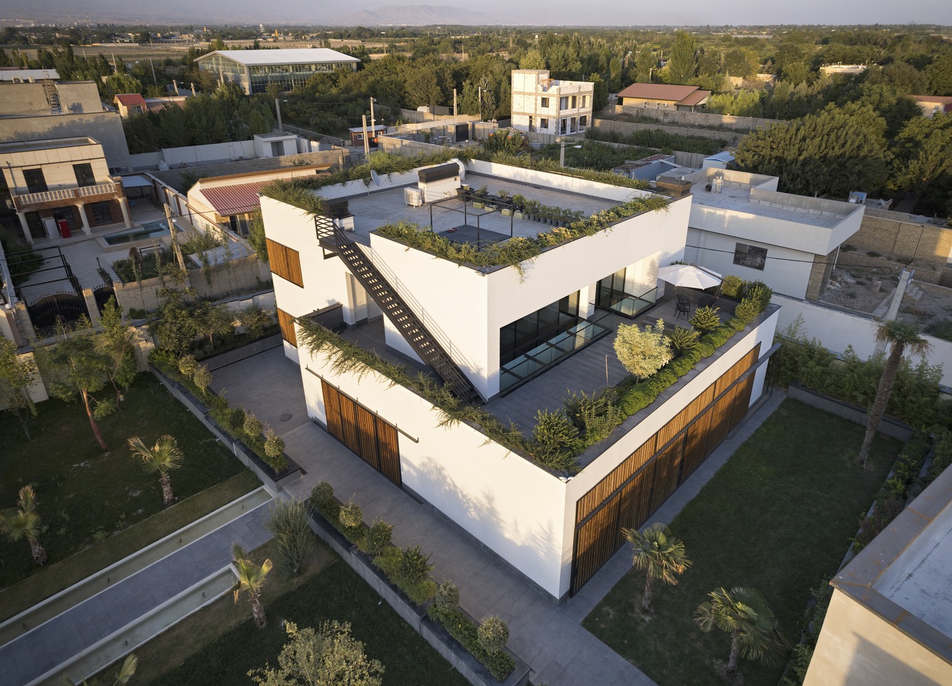 Tehran 市区双层绿色别墅设计-17