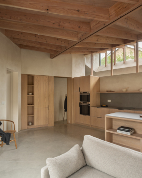 Butterfly House · 多功能代际居住空间丨Oliver Leech Architects