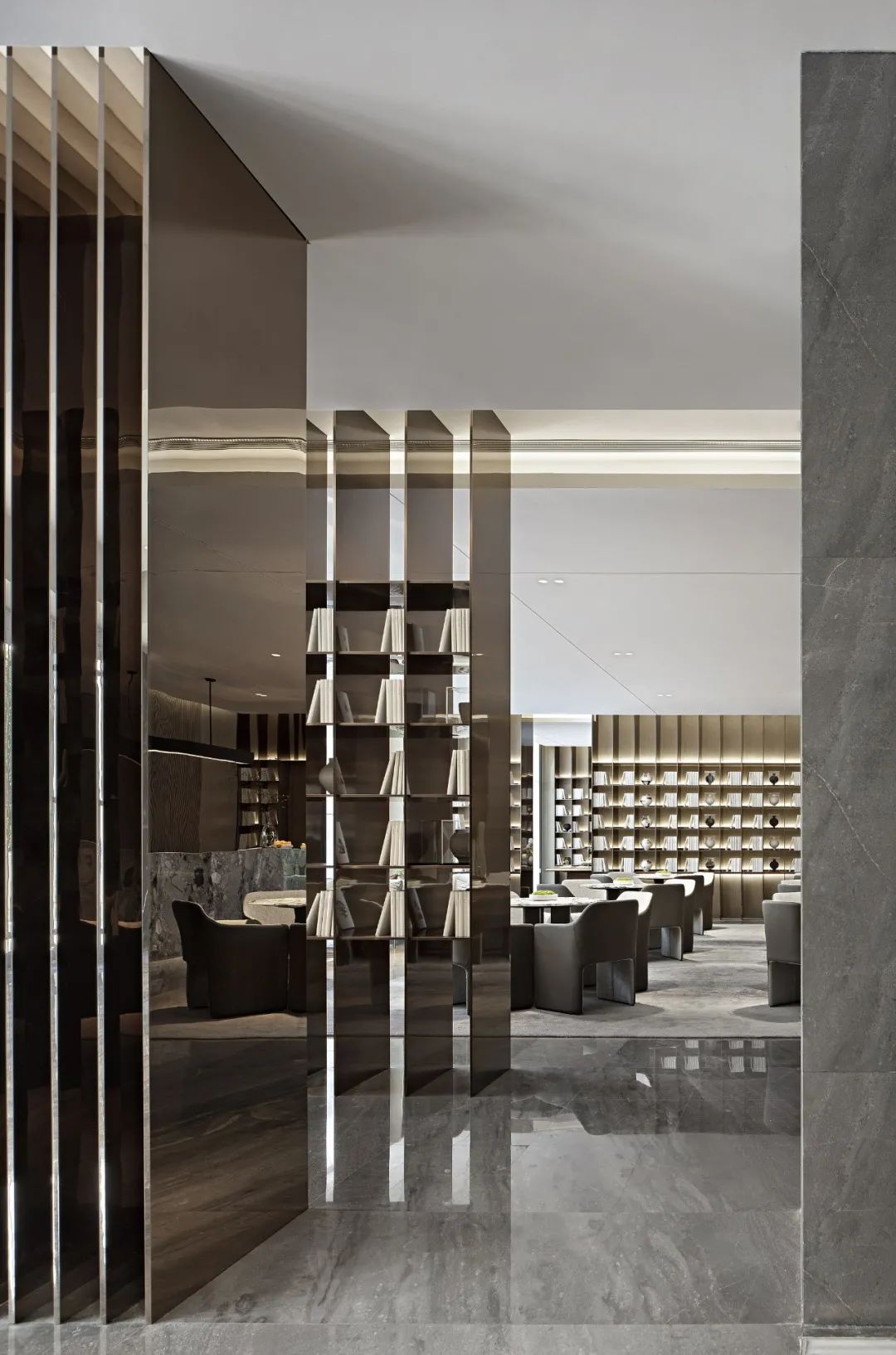 绿城济南诚园生活美学馆 | 现代简约与镜面艺术的完美融合-27