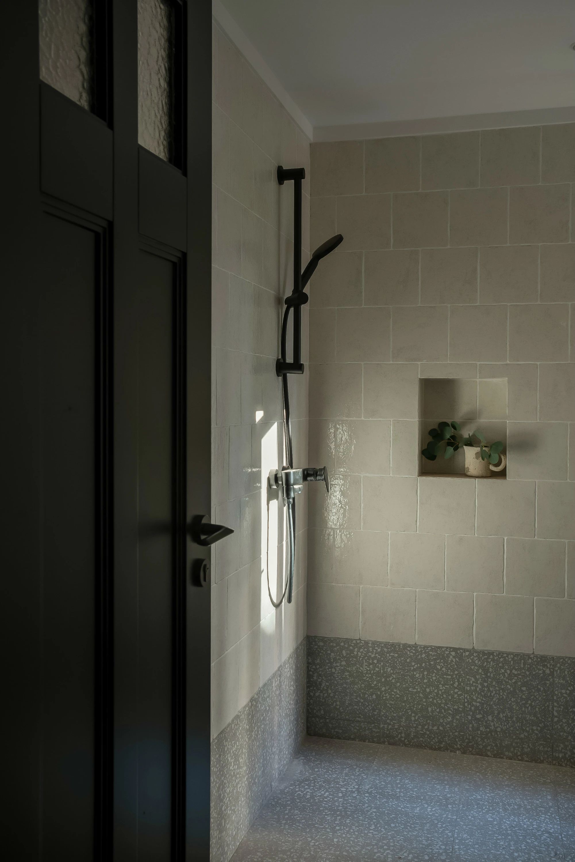 重庆纳维亚风格的极简三室之家丨中国重庆-39