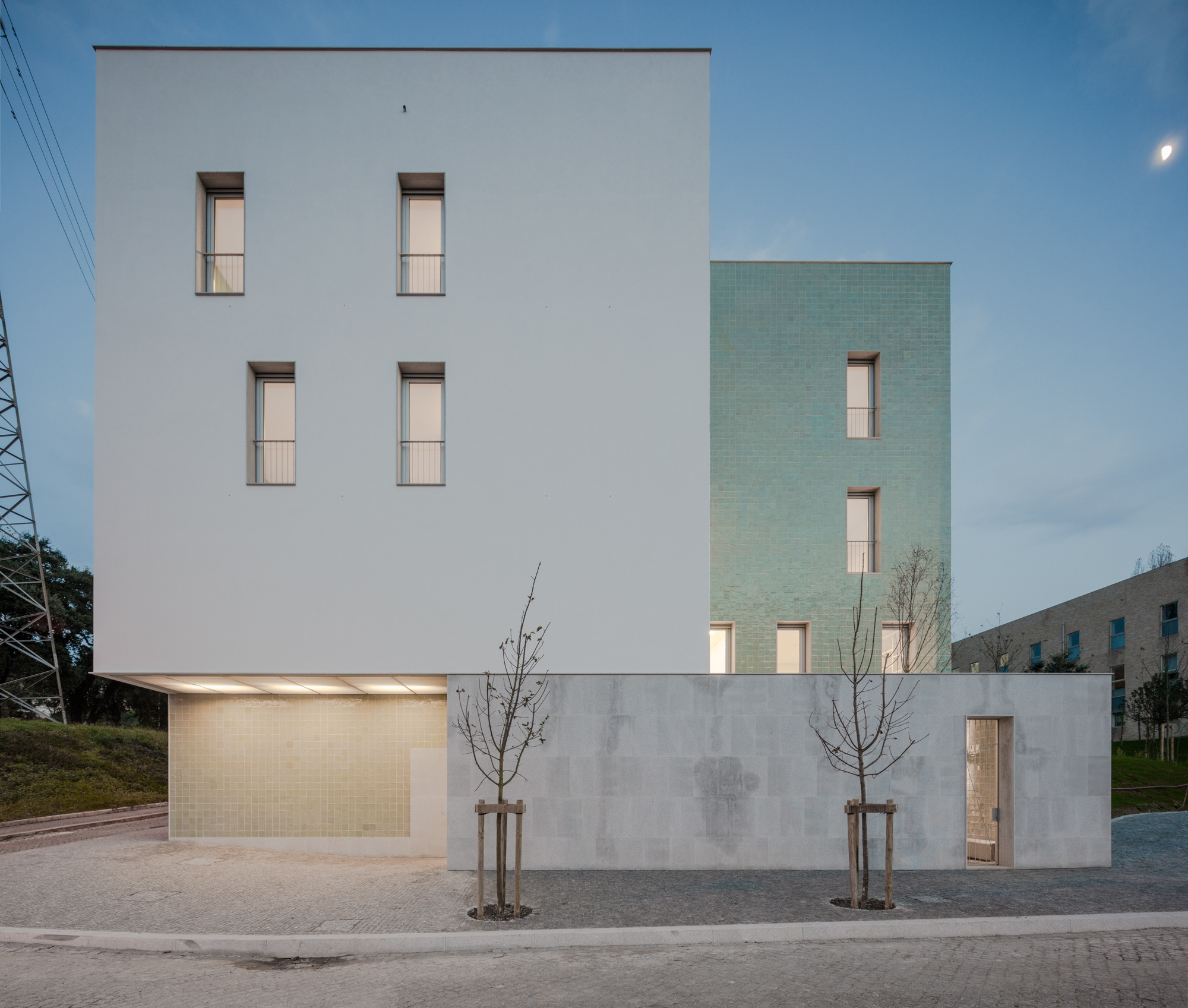 葡萄牙波尔图“Casa Acreditar do Porto”儿童癌症患者家庭住房设计-43