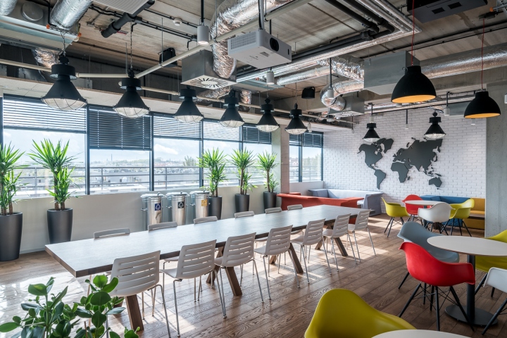 跨境电商平台OLX总部办公空间设计-9