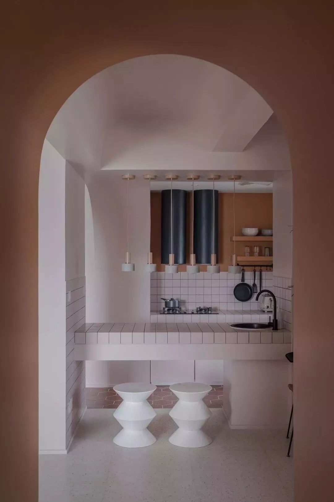 重庆 130㎡度假风家居，沉静文艺的异域空间-25