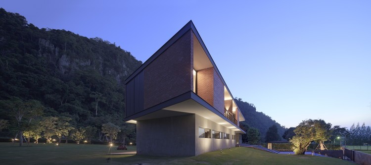 泰国 Khaoyai 度假屋,与自然共生的绿色家园-12