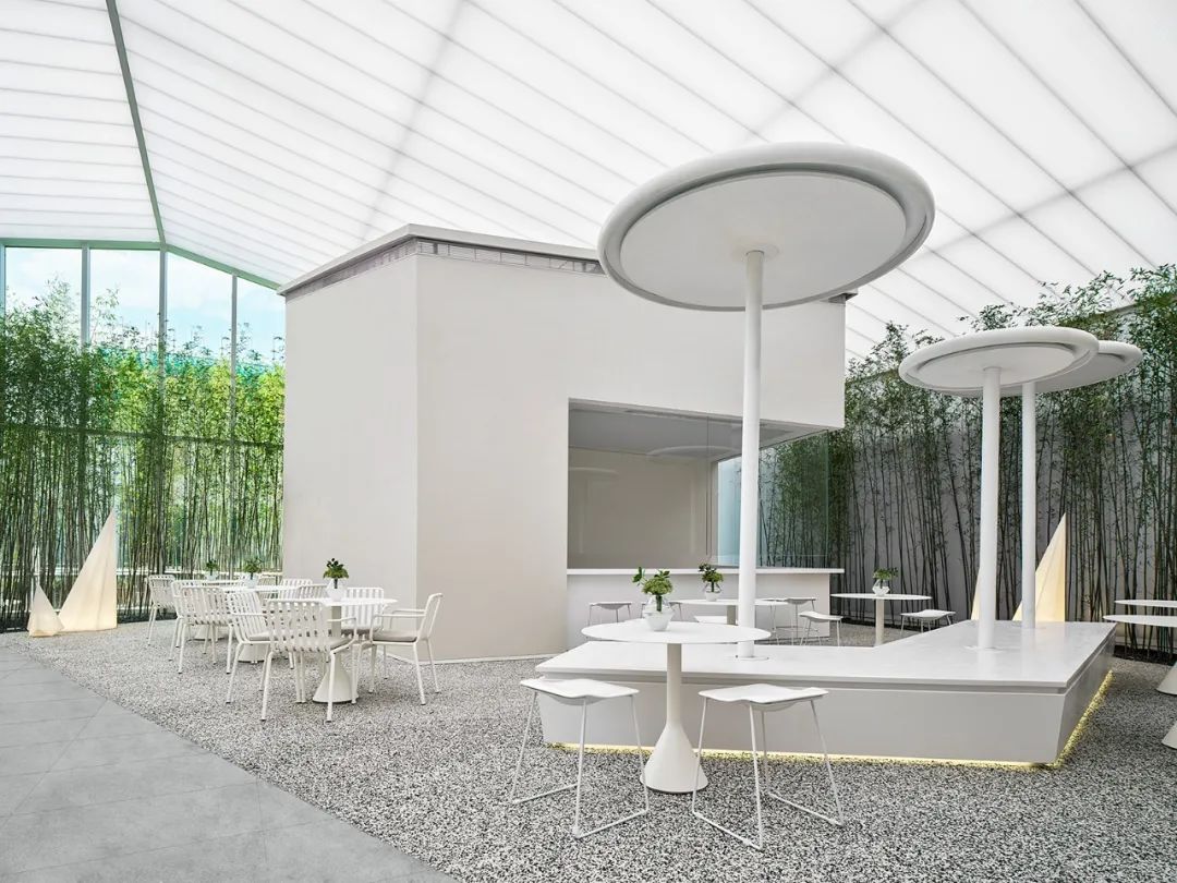 实地清远蔷薇熙岸销售中心丨中国清远丨新加坡FORMWERKZ-20