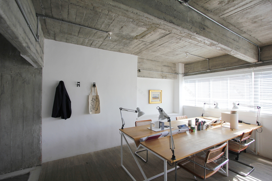 墨西哥城市中心翻新之作,木痕肌理打造独特空间-7