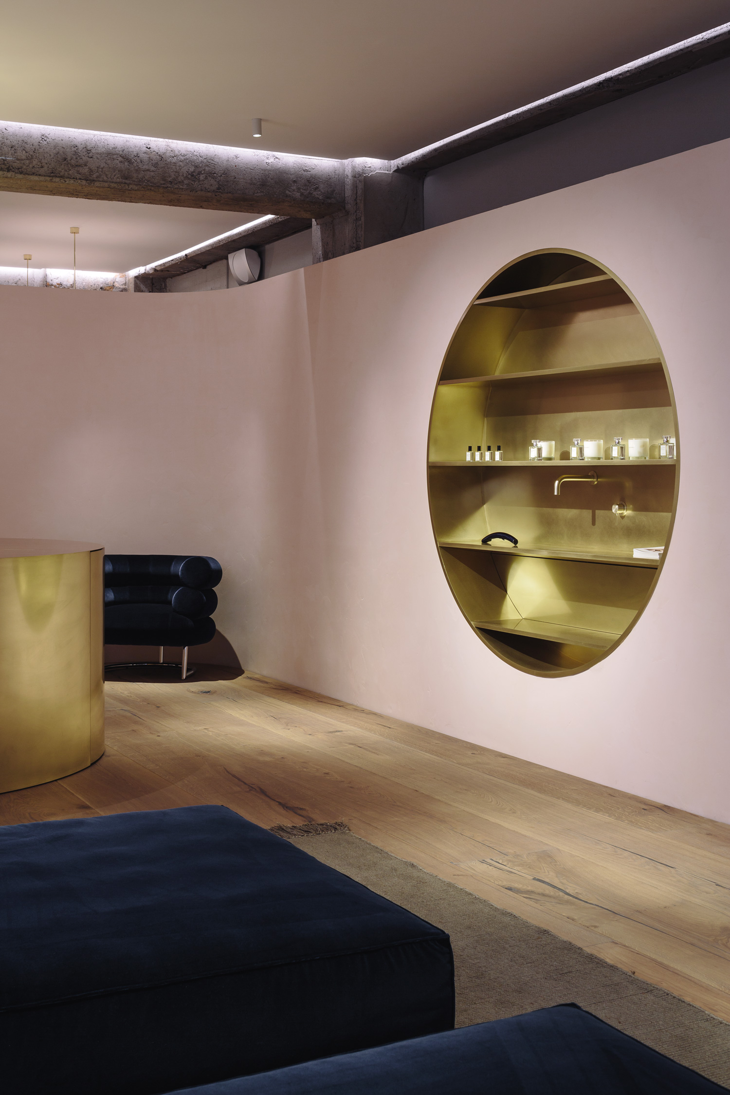 Lonely Boutique in Newmarket, Auckland by Rufus Knight Associates-2