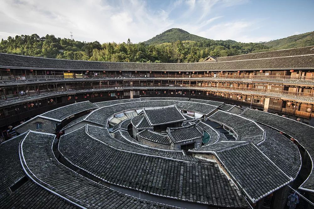 《花木兰》中的福建土楼 | 凝固的音乐与防御的艺术-28