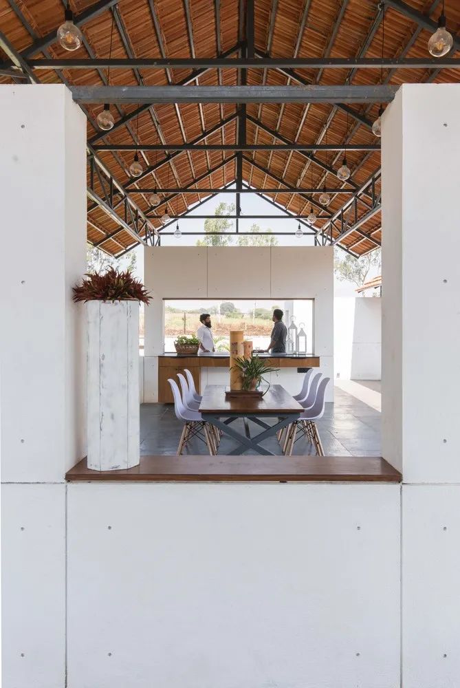 印度乡村医生的周末度假屋设计丨勾勾手设计网-34