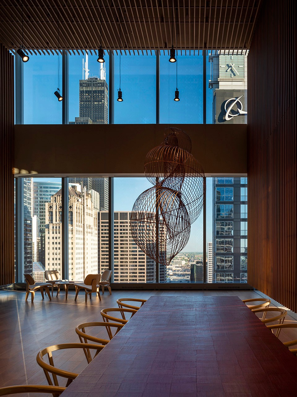 芝加哥摩天楼中的艺术与自然交融-32