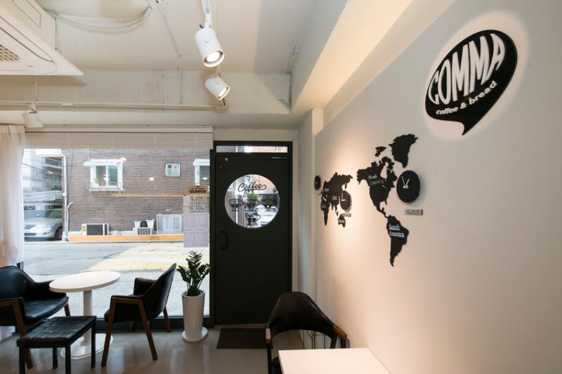 简约 10 坪咖啡厅，白色&木质空间设计-7