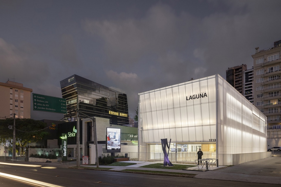 巴西 Laguna 展示空间丨Estudio 41-40