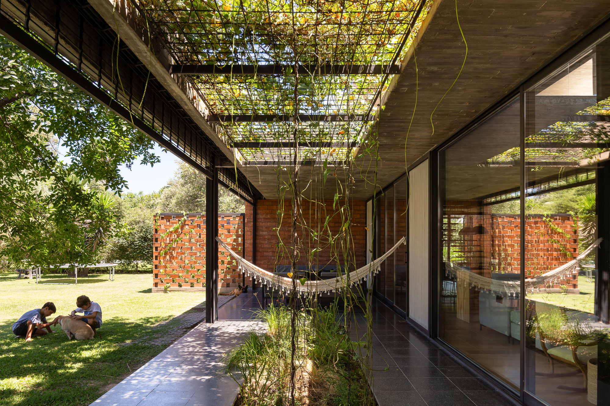 七庭院之屋丨阿根廷丨Arquitectura Spinetta-12