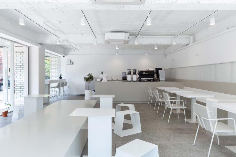 现代简约风 28 平米咖啡厅设计-10