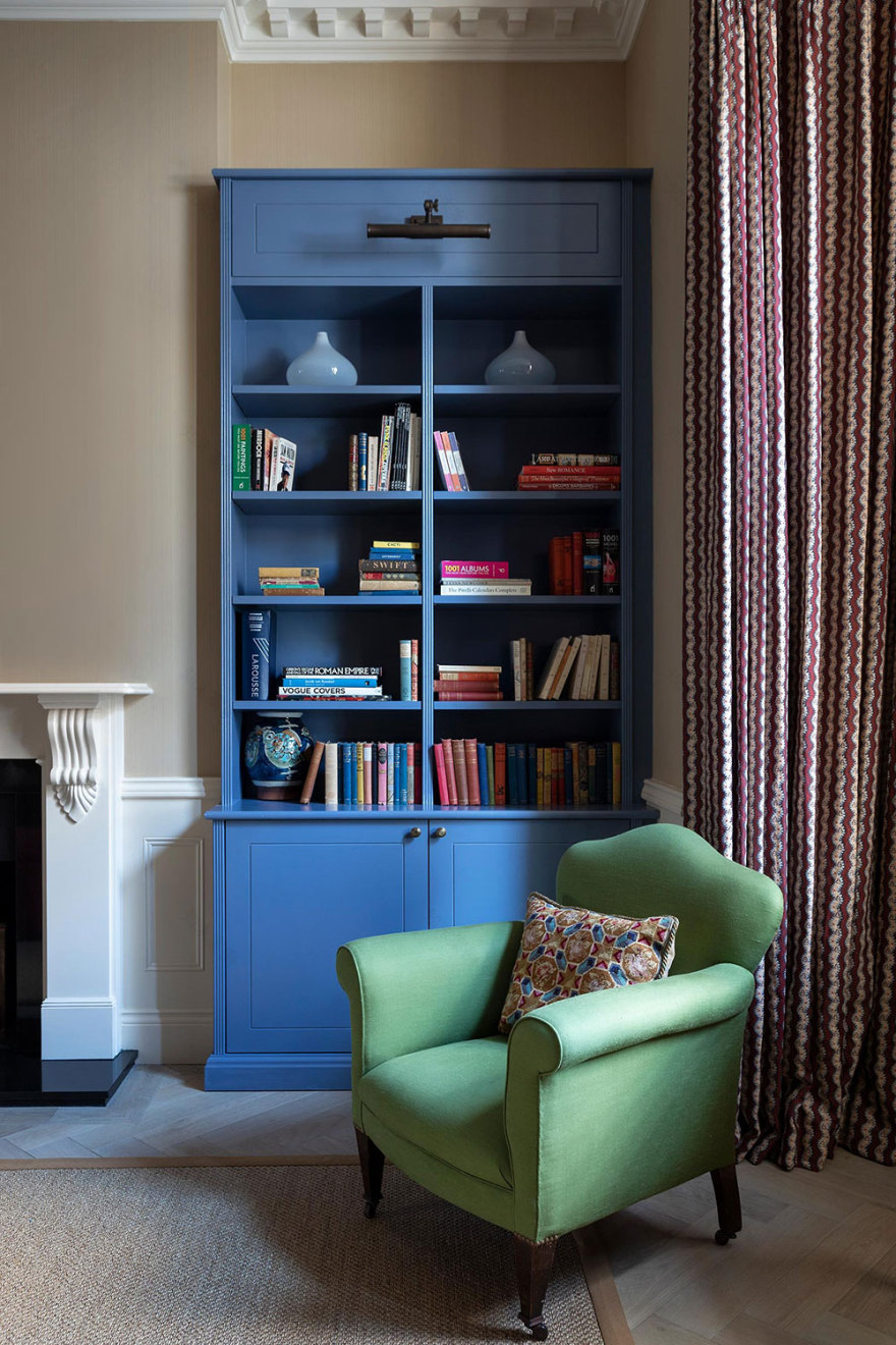 英国小城彩色家庭住宅设计-2