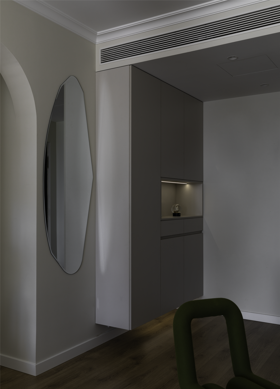 90 后独居中古风的 80㎡小家-5