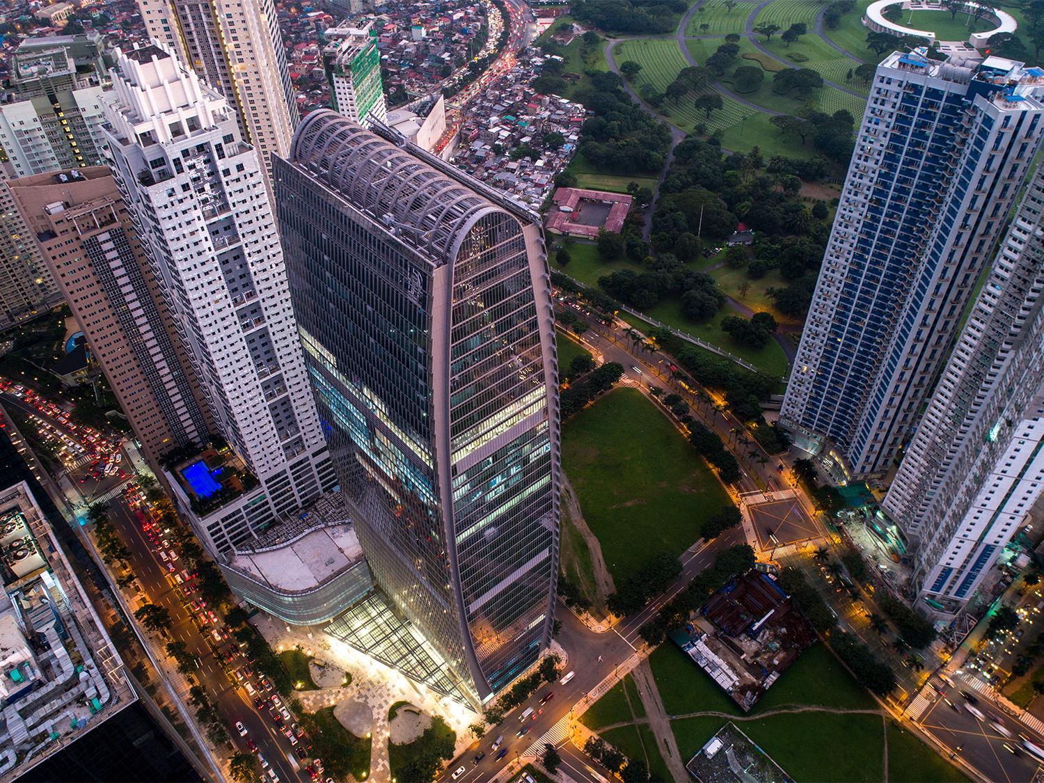 菲律宾马尼拉金融中心大楼-3