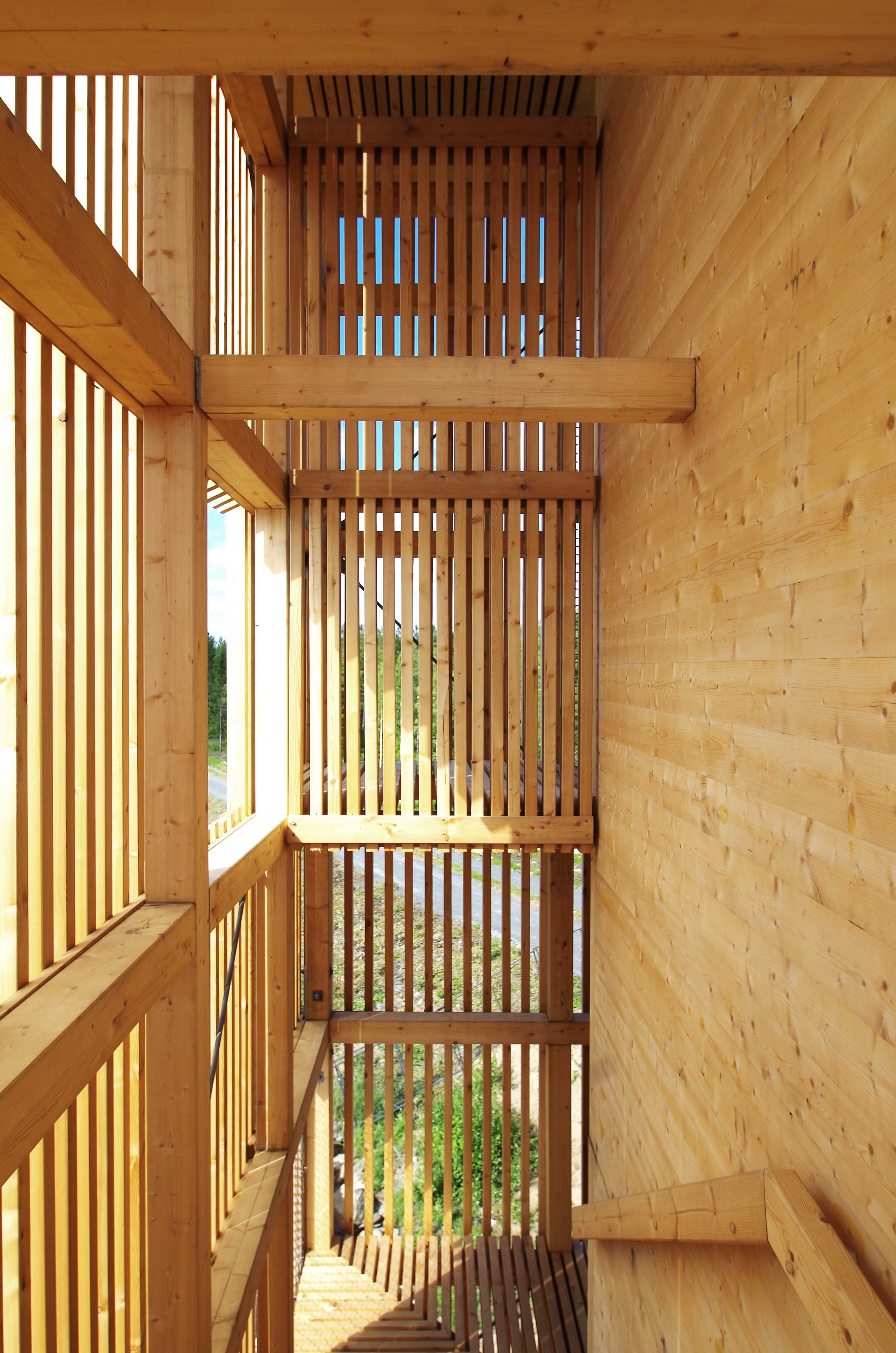 芬兰 Sein joki 市潜望镜塔——木构观景新地标-42