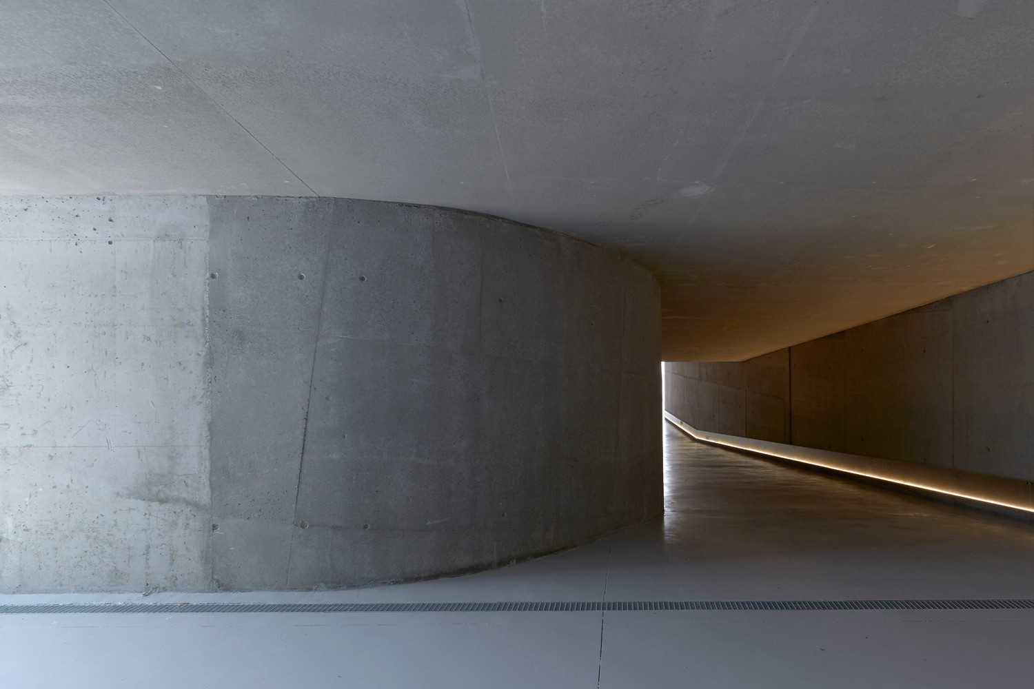 低密度住宅综合体 | 三户家庭共享公园式生活-15