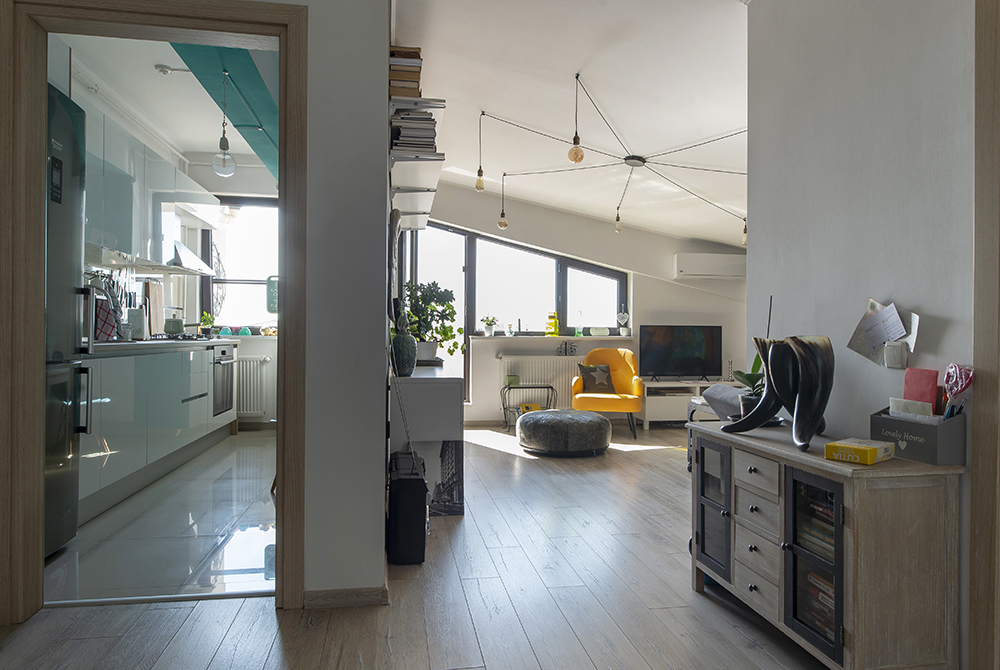 基于画作的布加勒斯特阁楼室内装修丨罗马尼亚布加勒斯特-13